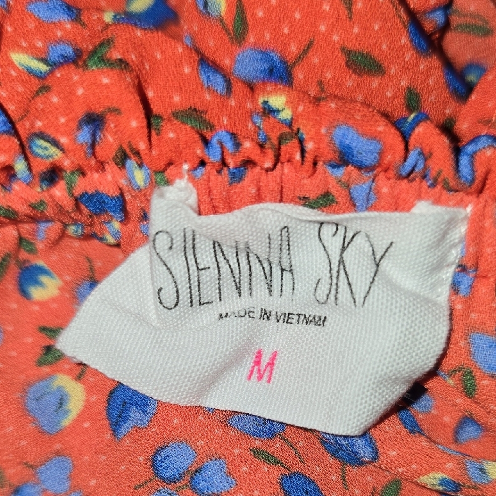 Floral Ruffle Off-Shoulder Top - Red - Picture 12 of 12